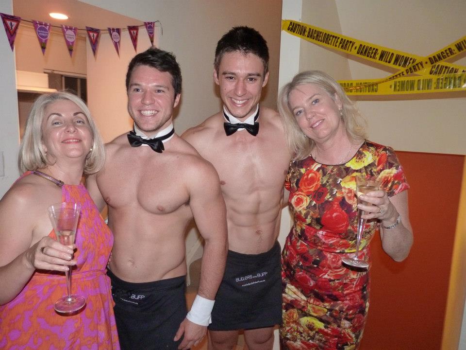 Topless waiter sydney Butlers In The Buff topless-waiter-sydney-butlers-in-the-buff