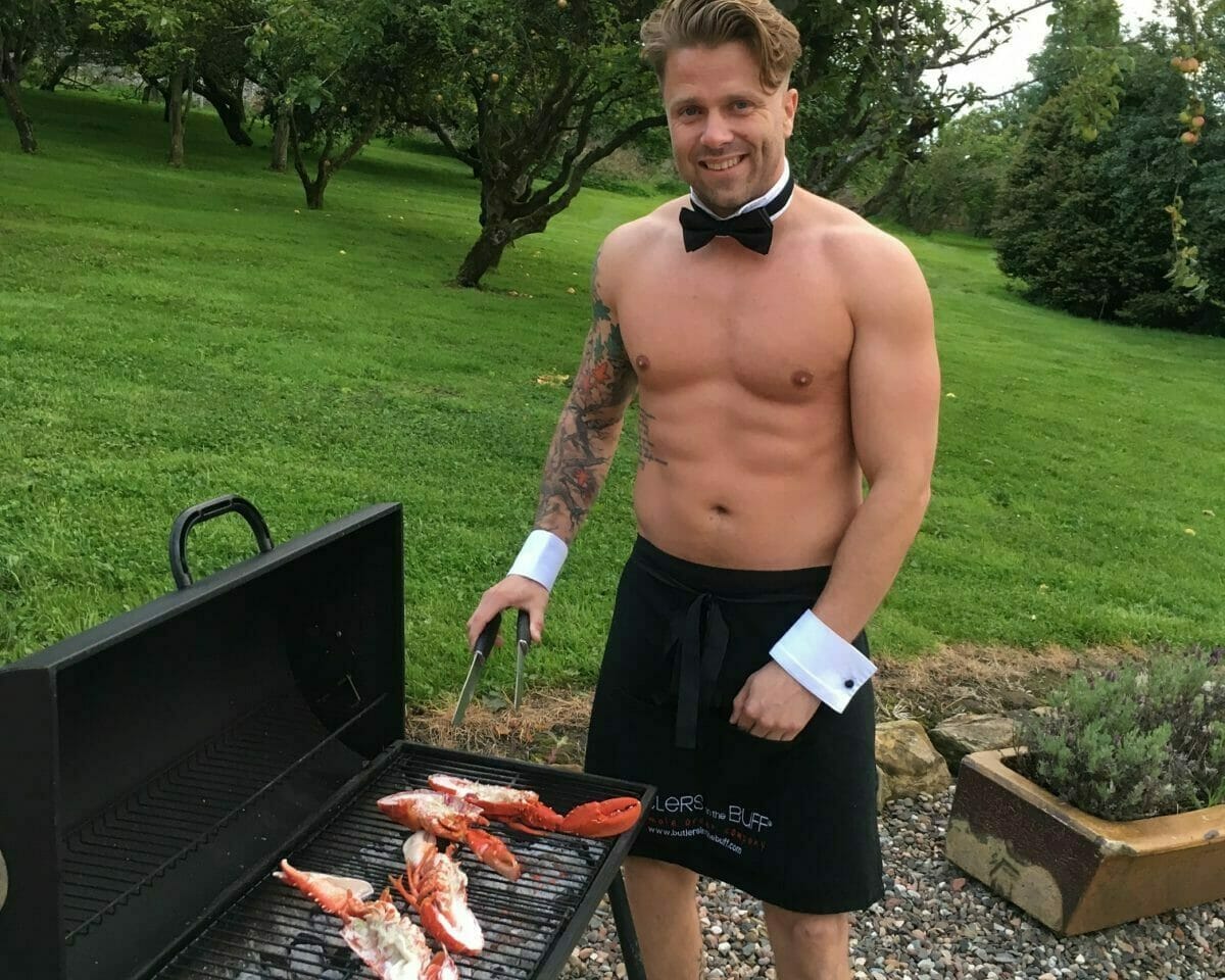 Hen-party-butlers-in-the-buff-naked-butlers (11)
